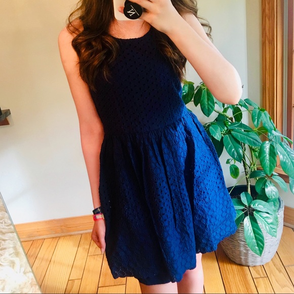 Mixed Eyelet Dress - Picture 2 of 4